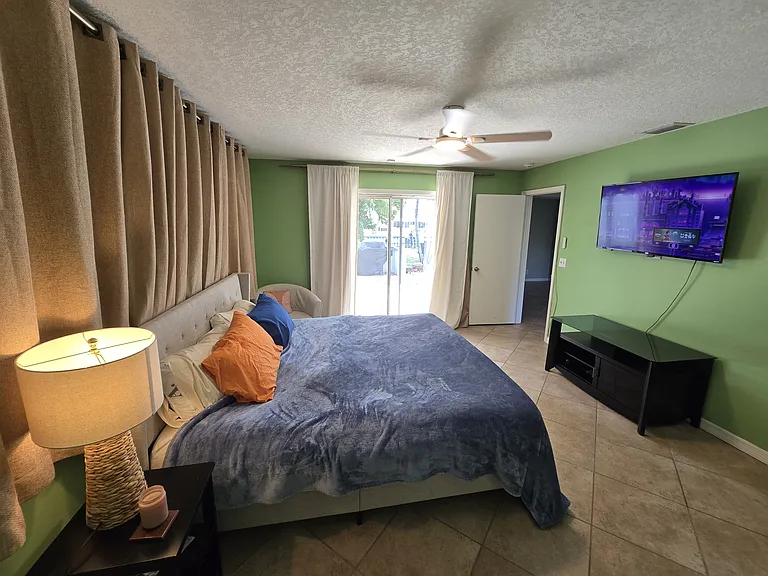 W Terrace Dr — Photo 15