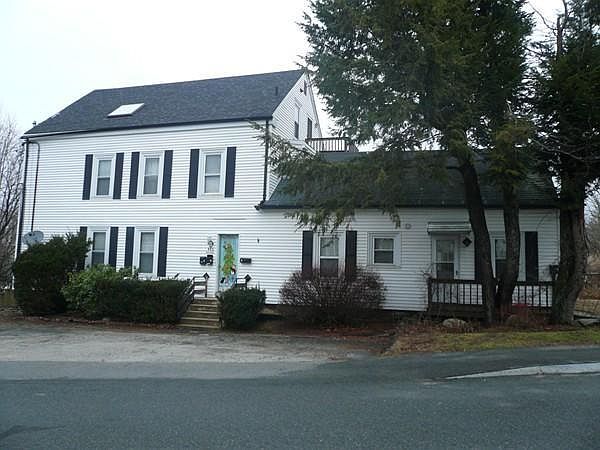 1st image of 486 Hilldale Ave APT 1