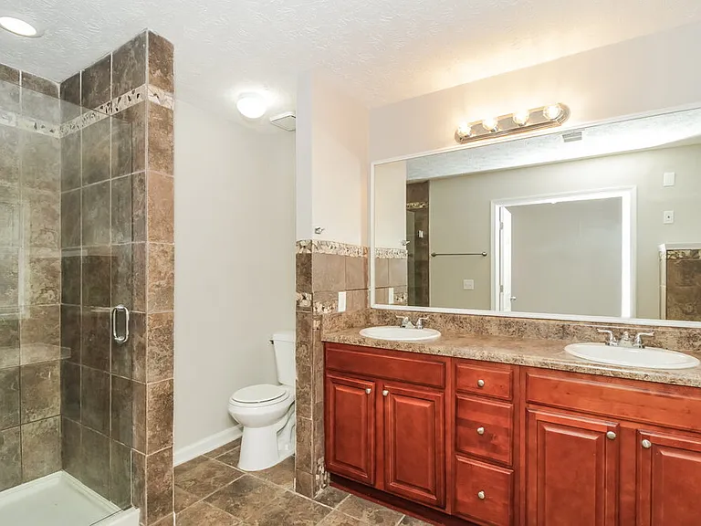 2526 Riverwood Spg — Photo 12