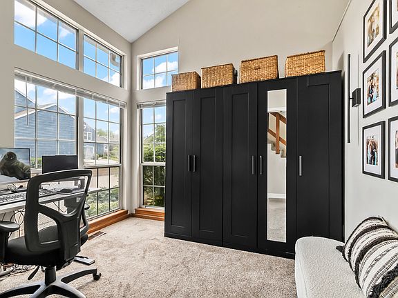 5th image of 9532 Behner Ln