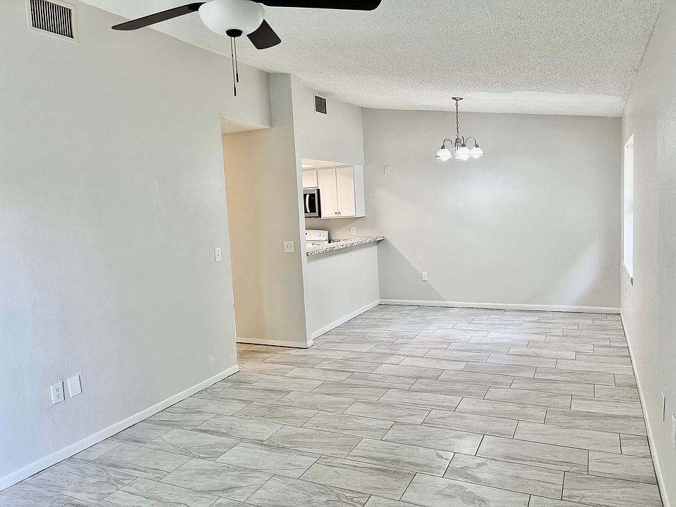 1st image of 1666 Crystal Park Cir