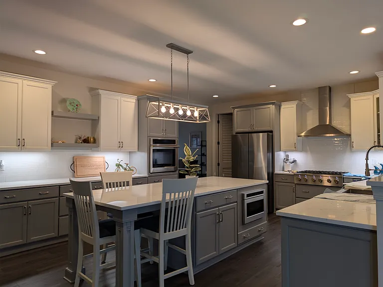 4665 Carlyes Ct — Photo 2