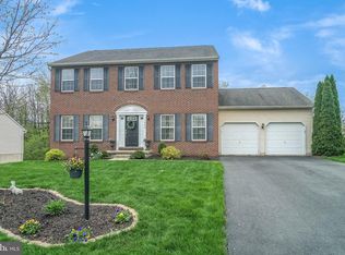 1040 Ruby Cir, Gilbertsville, PA 19525