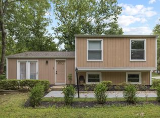 2274 Cocquina Dr, Reston, VA 20191