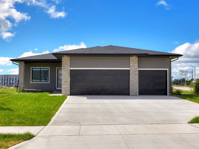 640 NW Compass Ave, Waukee, IA, 50263