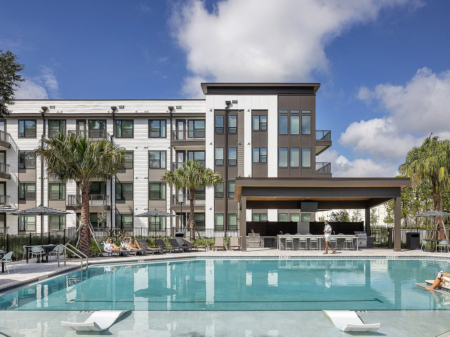 Prospect Lake Wire Apartments — Photo 2