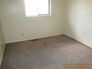 5th image of 2501 Western Ave