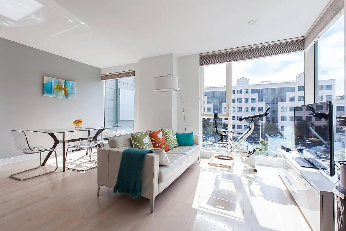 631 Folsom Street — Photo 1
