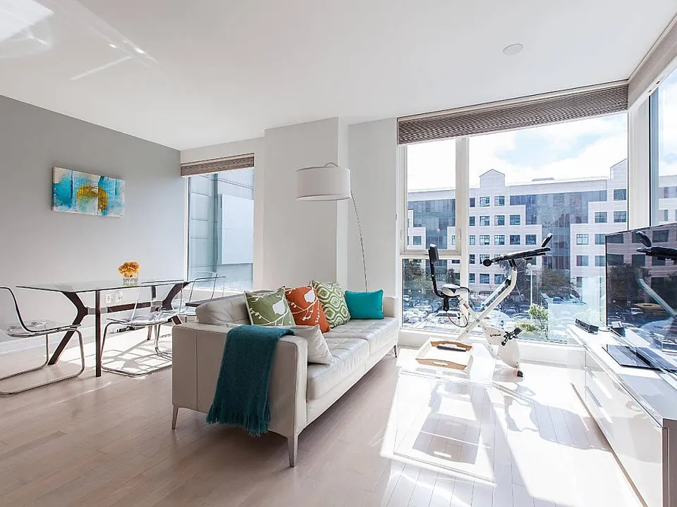 631 Folsom St #5F