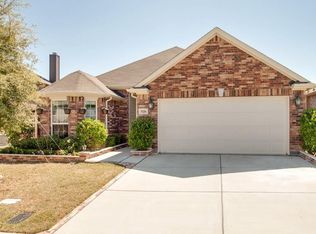 926 Witherby Ln, Lewisville, TX 75067
