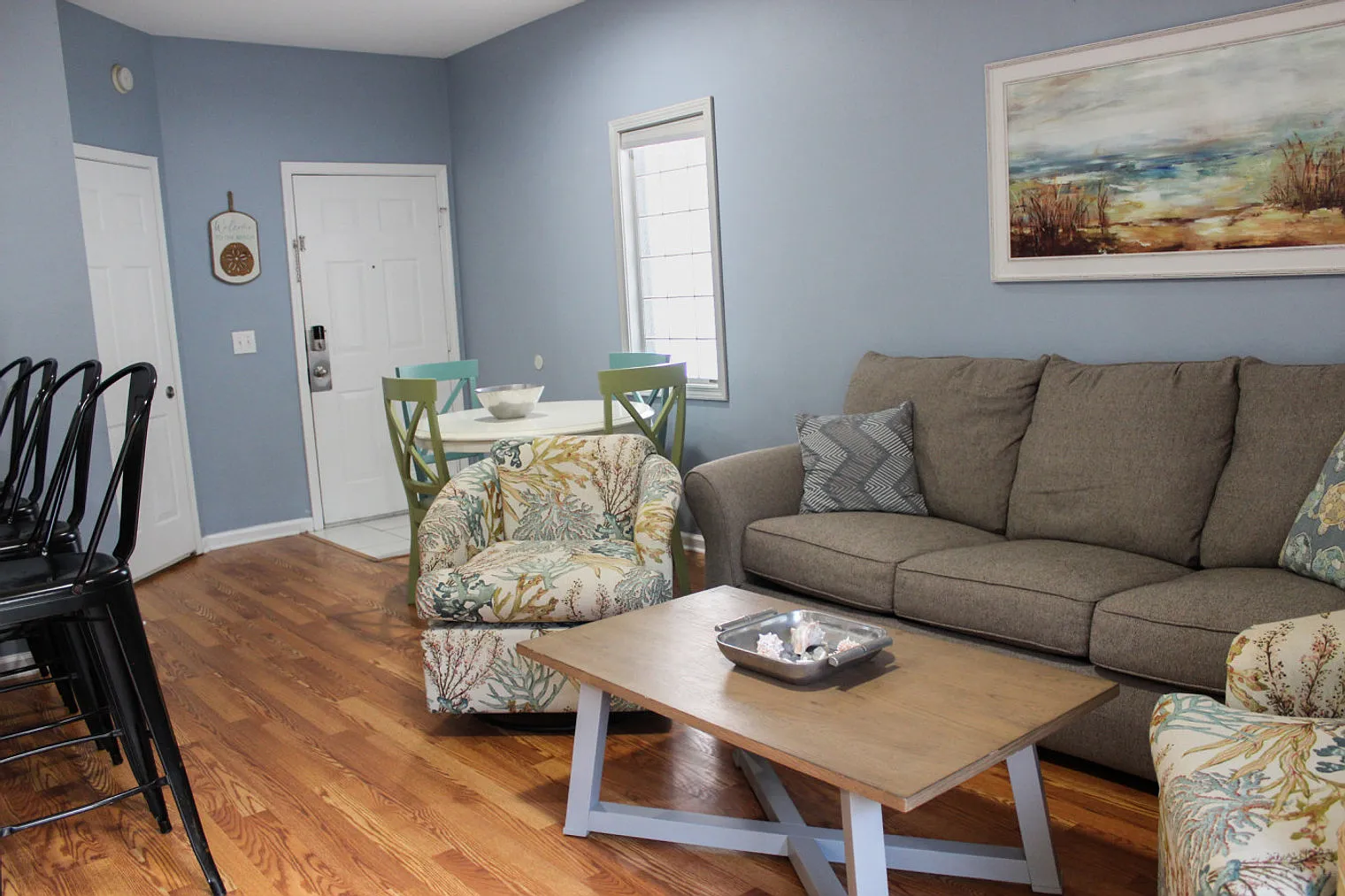 2 bed, 2.0 bath, 753 sqft, $1,556 — Photo 4