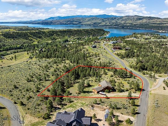 2nd image of 4085 Sunset Ridge Dr