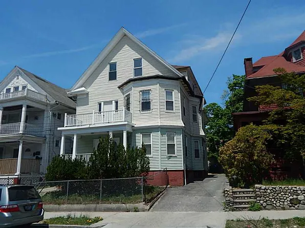 107 Lenox Ave, Providence, RI 02907