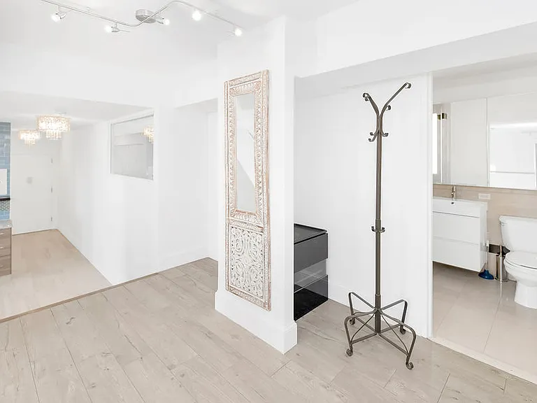 20 West St #18B — Photo 22
