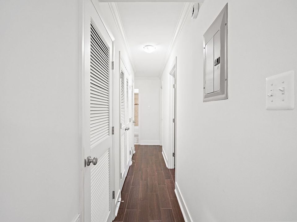 1st image of 4102 Queensbury Rd APT 3A