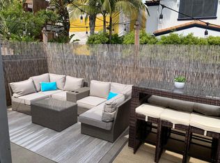 360 30th St, Hermosa Beach, CA 90254