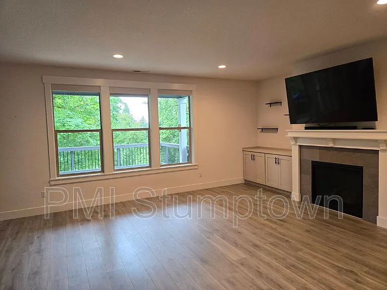 9645 SE Jeanne Rd — Photo 3