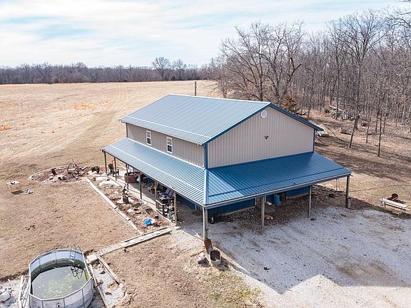 3rd image of 2541 County Road 1870