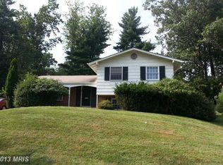 11613 Fulham St, Silver Spring, MD 20902