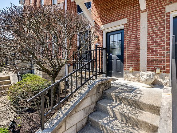 3rd image of 1057 Reserve Way