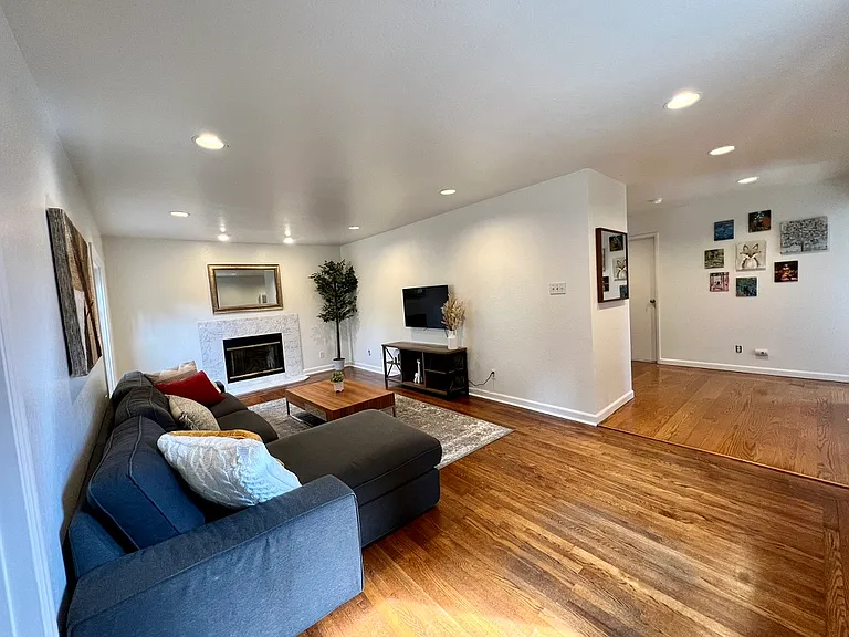 241 Harrison Ave — Photo 5
