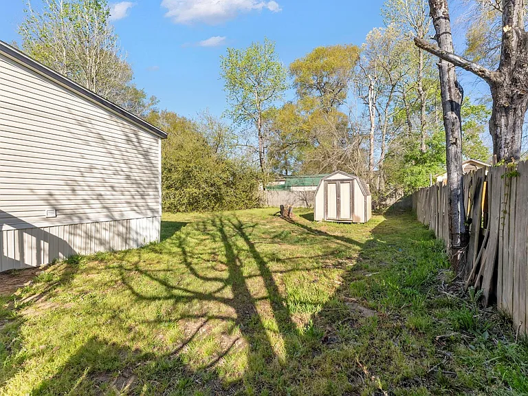 150 Pegasus Ct — Photo 41