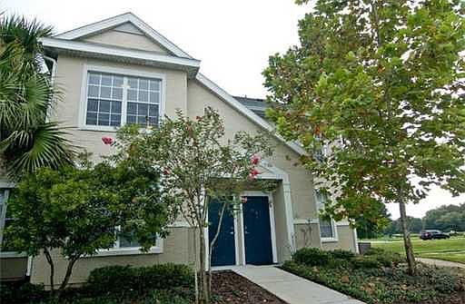 1st image of 3523 Hampshire Ct APT 203