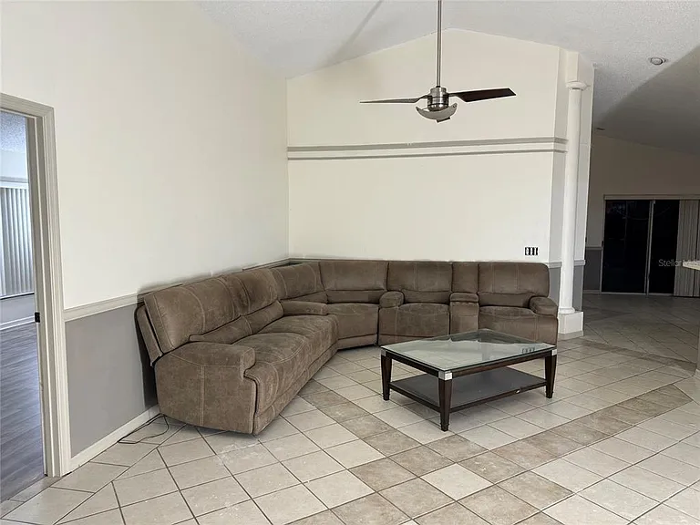 815 Delfino Pl — Photo 7