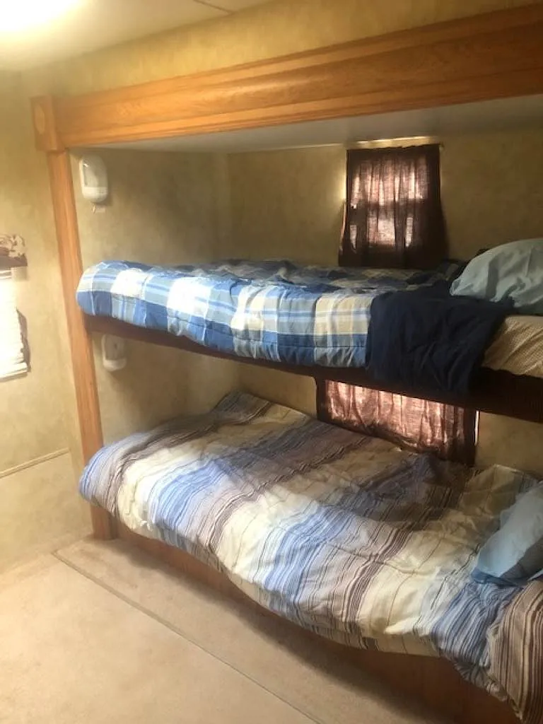 2 bed, 600 sqft, $995 — Photo 4