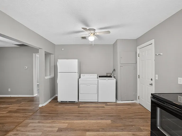 2827 Bobville Rd — Photo 21