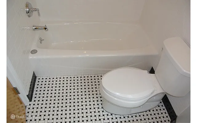 Rented by Douglas Elliman | media 19