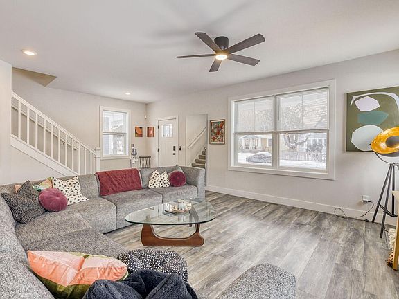 5th image of 2534 James Ave N