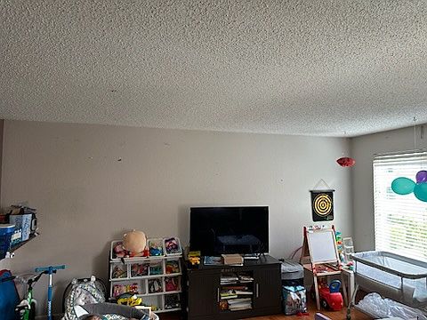 3rd image of 143636 NE 45th St #C14