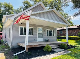 701 Pleasant St, Tonganoxie, KS 66086