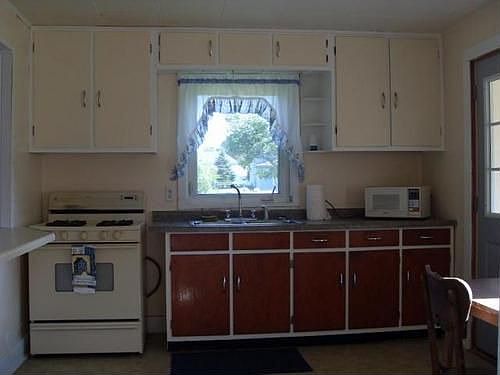 5th image of 235 Simmons Ave SE