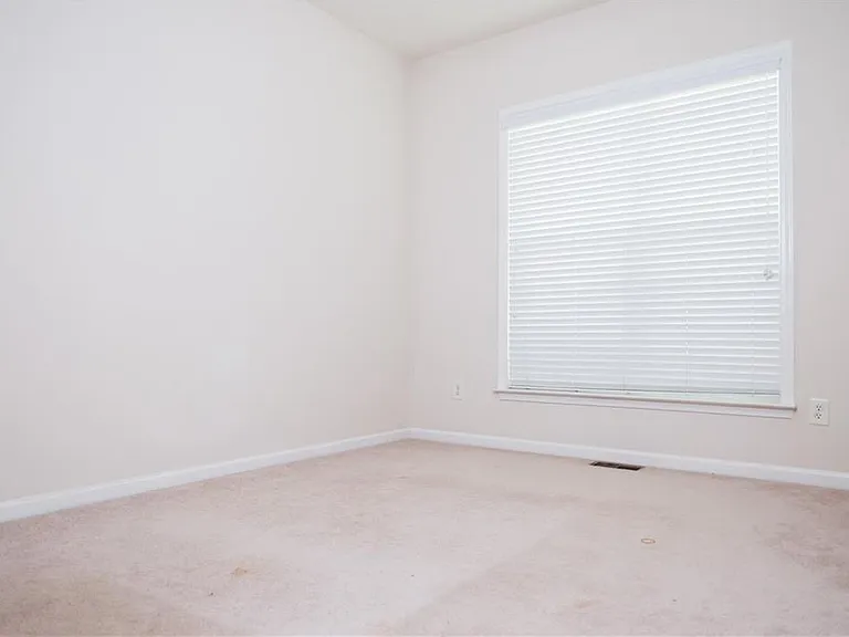 6335 Waveland Dr — Photo 12