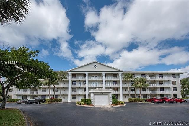 1st image of 1715 Whitehall Dr APT 102
