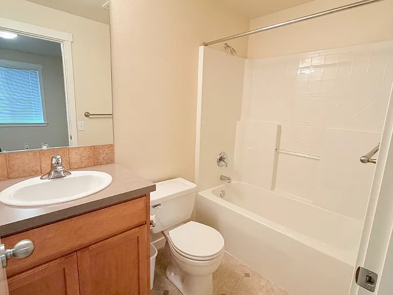 12532 26th Ave NE #A — Photo 10