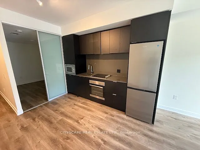 Building Photo - 86 Dundas St E #611
