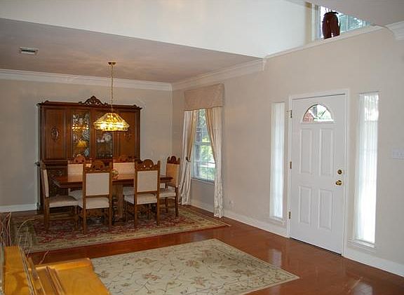 3rd image of 6421 Yaupon Dr