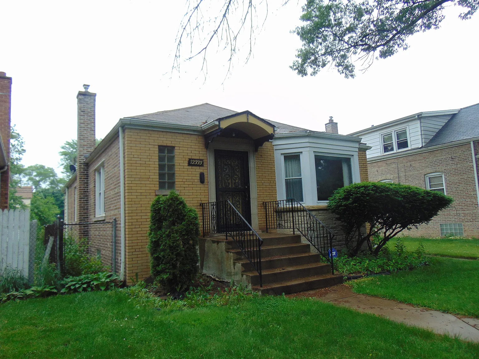 12333 S Princeton Ave photo 1