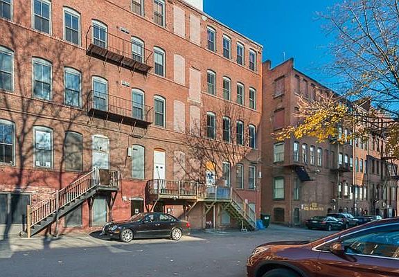 4th image of 24 Washington St Unit 204