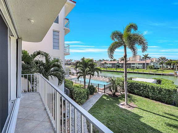 4th image of 848 Collier Ct APT 205