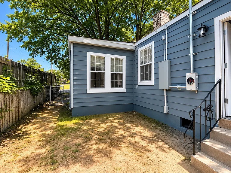 846 Birch St — Photo 9
