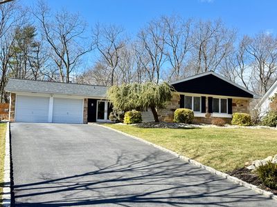 102 Sycamore Cir, Stony Brook, NY, 11790