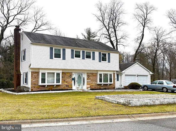 13 Crosswick Pl, Willingboro, NJ 08046