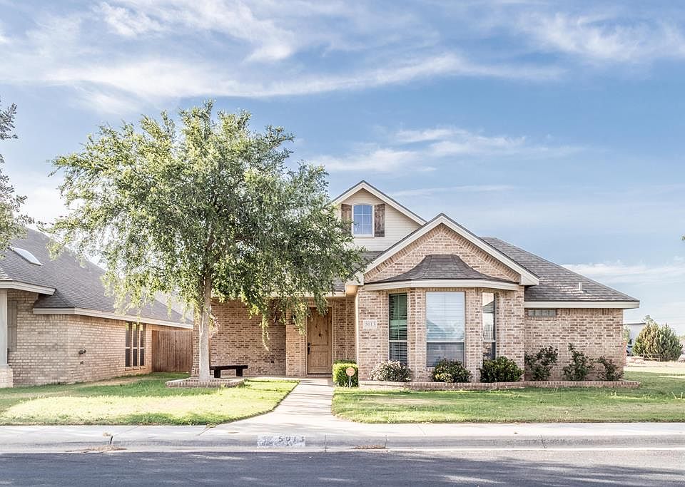 1st image of 5013 Woodhollow Dr