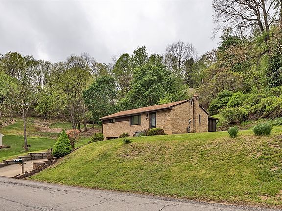 2nd image of 237 Byron Rd