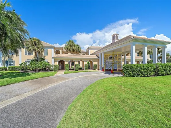 51 Mac Ewen Dr #13, Osprey, FL 34229