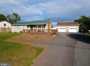 247 E Ridge Loop Rd, Augusta, WV 26757